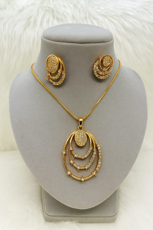 Golden Sparkle antitarnish Oval Necklace Set